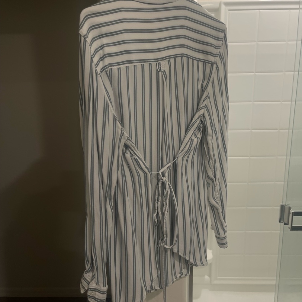 Maternity blouse - Picture 3 of 3